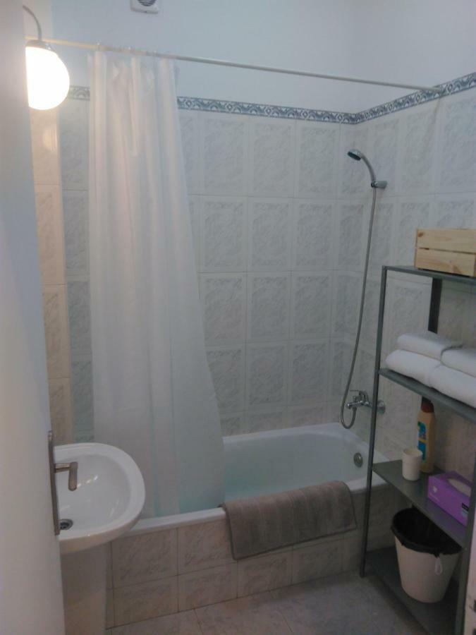 In Bed With Lisbon 8N Apartment Amadora Bagian luar foto